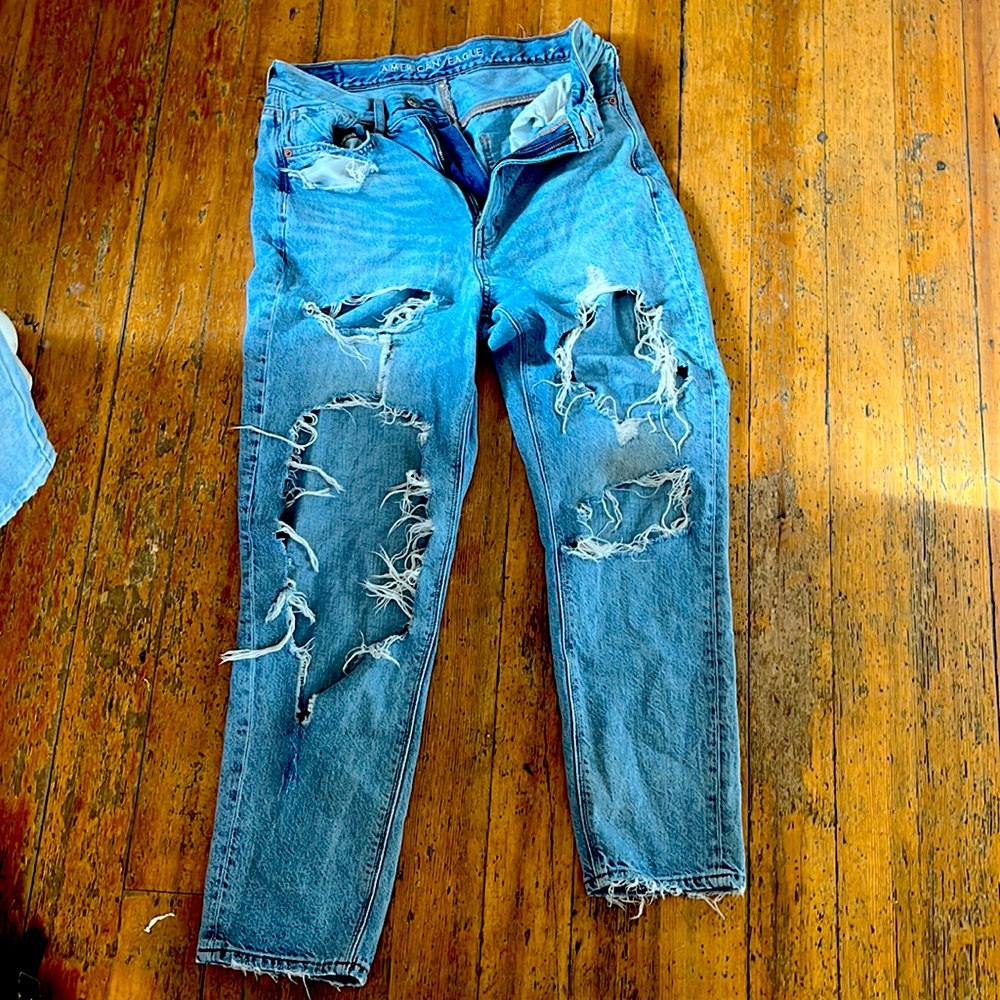 American eagle jeans highest rise mom jeans